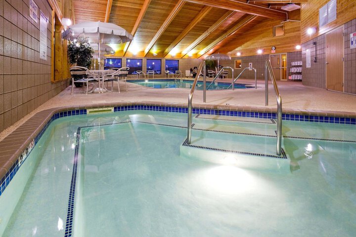 AmericInn by Wyndham Jackson