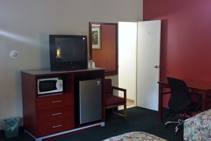 Budget Inn Fairport