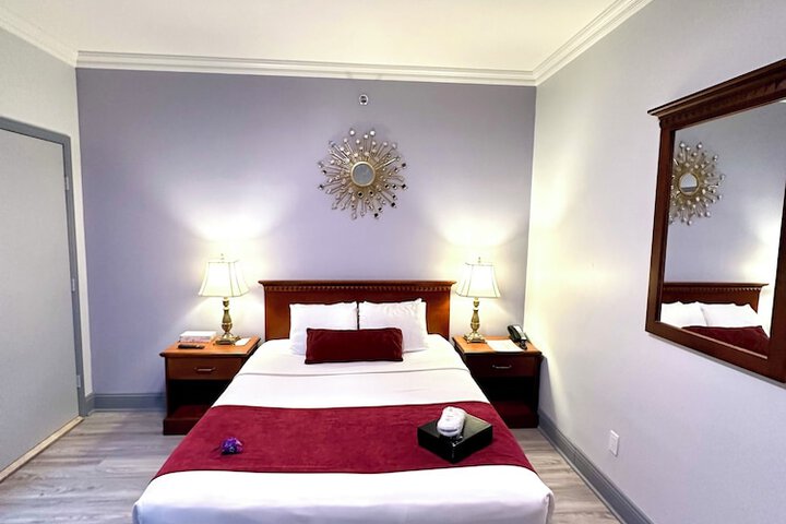 Room 29 of 60
