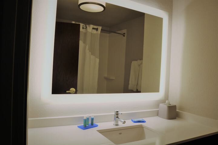 Room 25 of 45