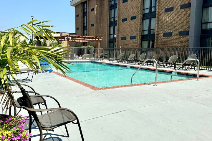 Pool 3 of 39