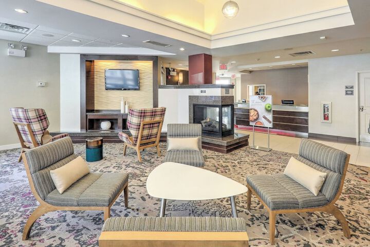 Residence Inn Woodbridge Edison / Raritan Center