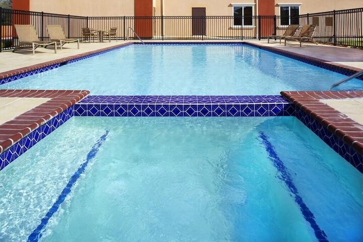 Pool 2 of 19