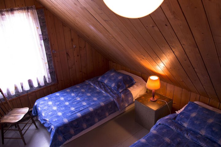 Room 46 of 211