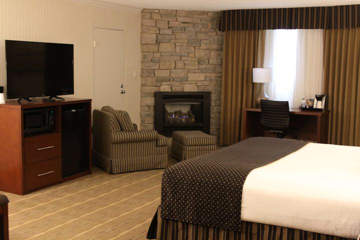 Room 33 of 57