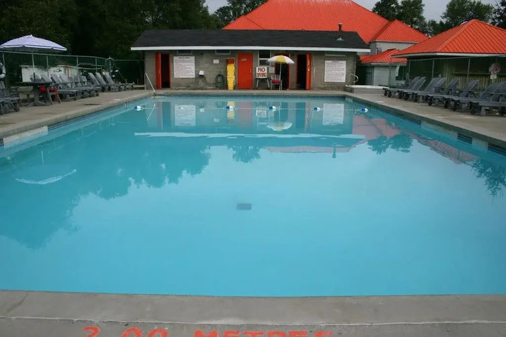 GOLDEN BEACH RESORT