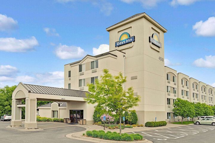 Hotel 4 of 36