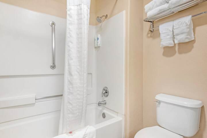 Comfort Inn North - Air Force Academy Area