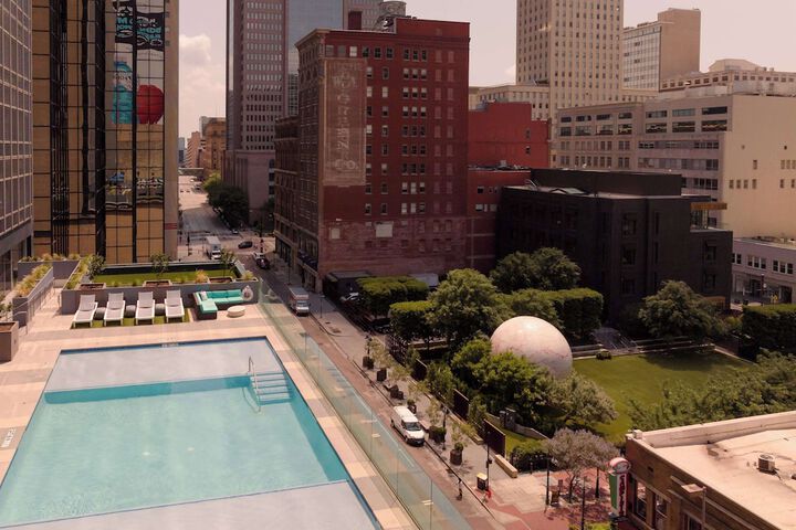 Pool 6 of 82