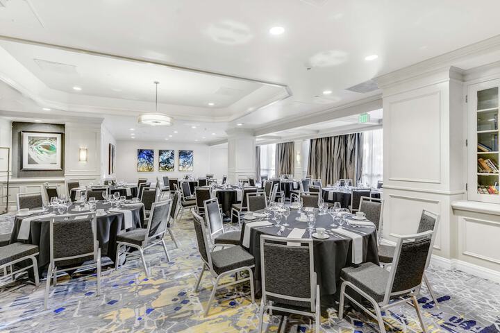 Embassy Suites by Hilton Anaheim Orange