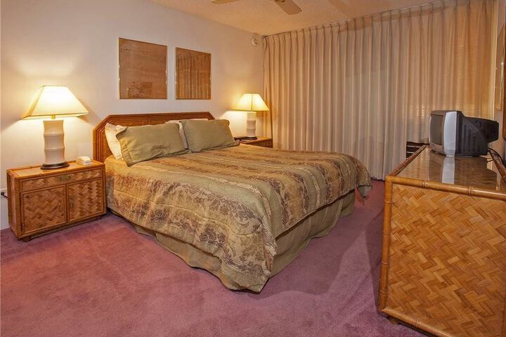 Kamaole Sands 01 302 Condo