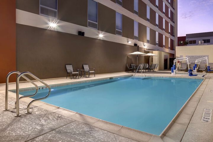 Pool 8 of 55