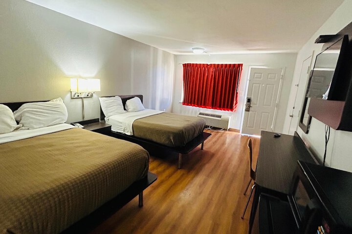 Room 29 of 45