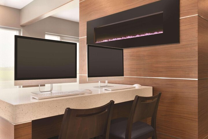Business Center 20 of 21