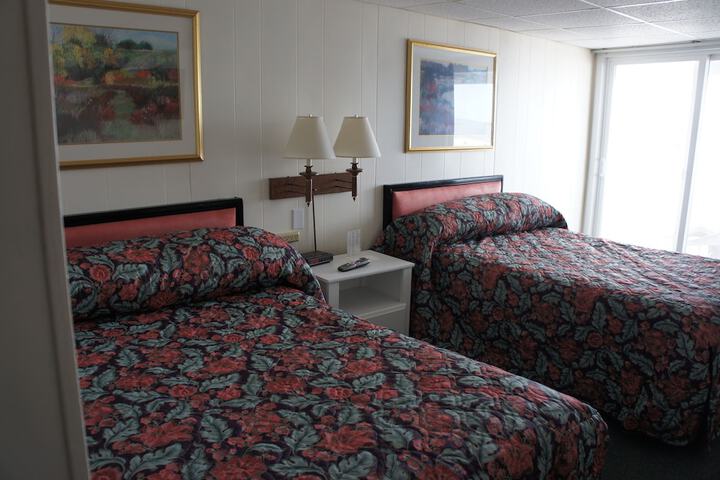 Room 25 of 34