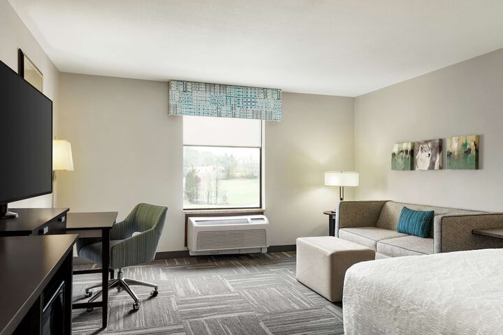 Room 46 of 68