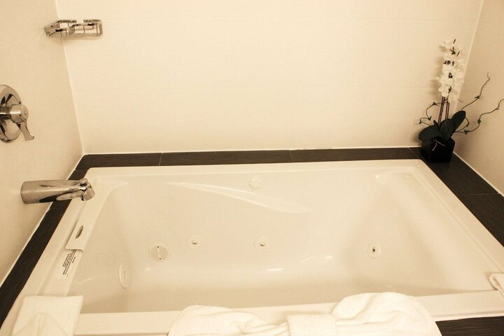 Room 21 of 39