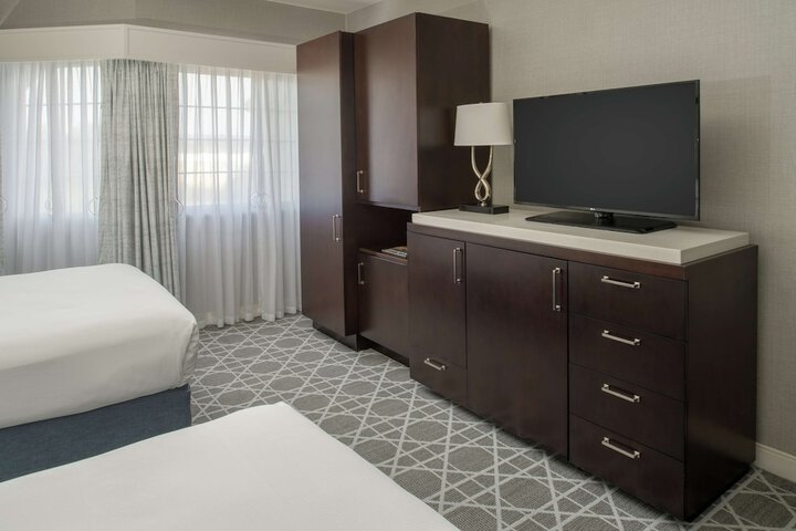 Hilton San Diego / Del Mar