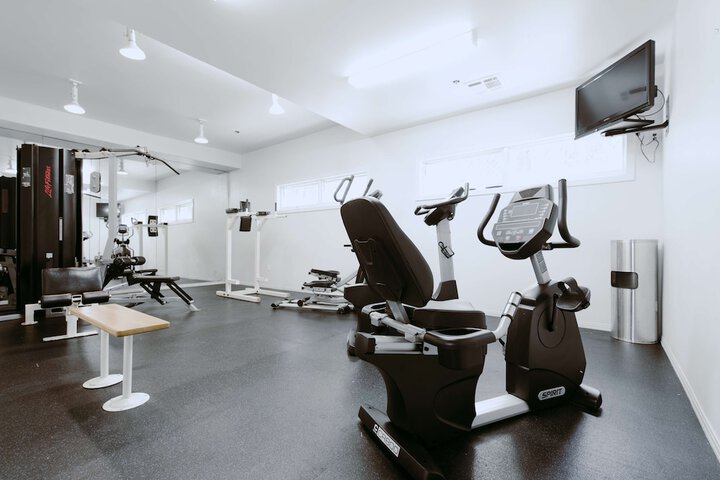 Health and Fitness 65 of 77