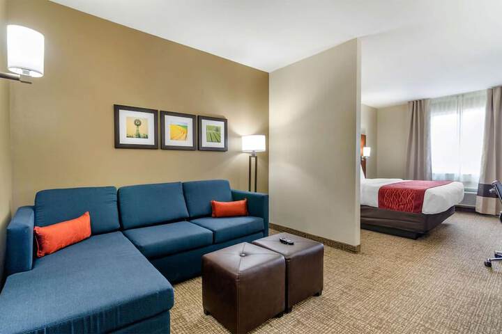 Comfort Inn & Suites Salina North