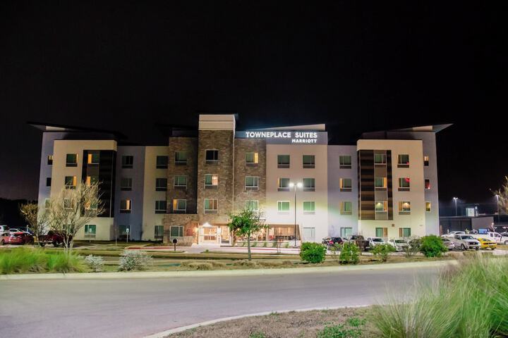 Hotel 3 of 34