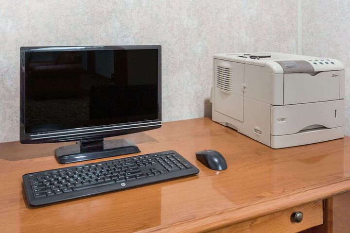 Business Center 21 of 21