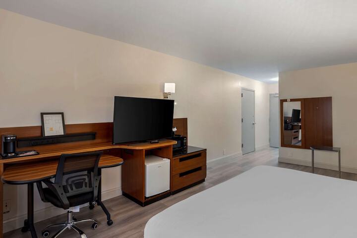 Room 22 of 43