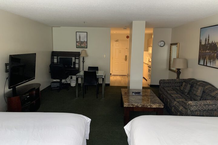 Room 28 of 49