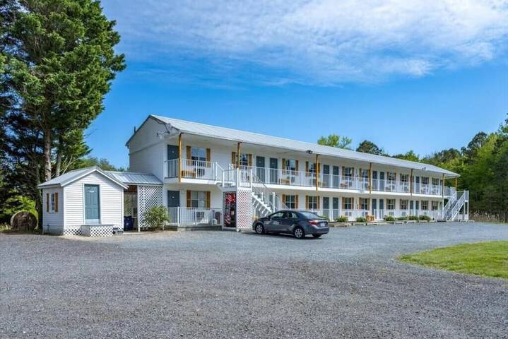 Hotel 4 of 49