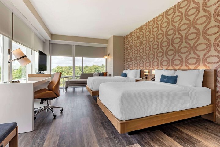 Room 29 of 60