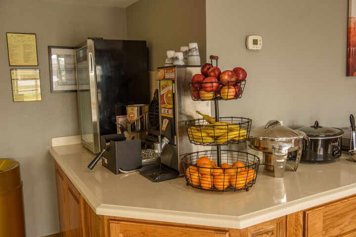 Breakfast/Coffee Service 38 of 41