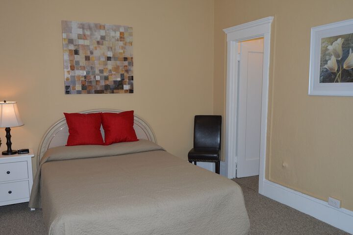 Room 15 of 35