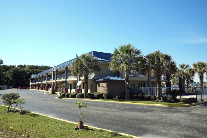 Hotel 6 of 48