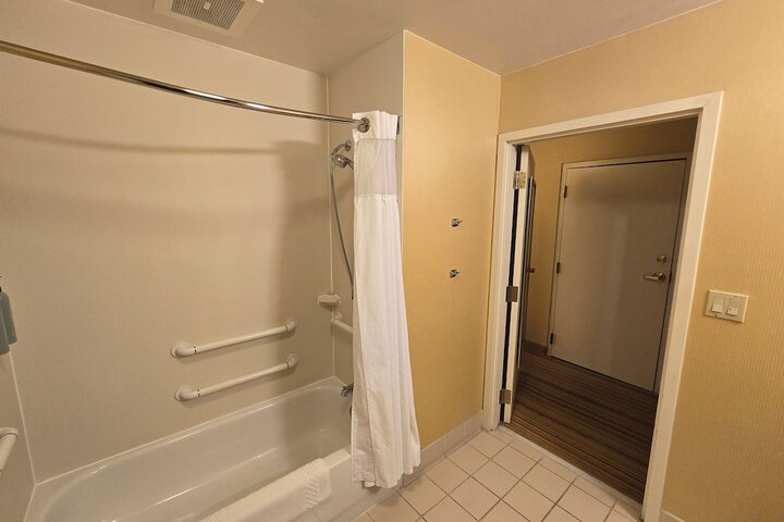 Country Inn & Suites by Radisson Convention Center