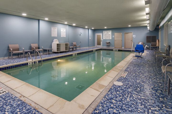 Pool 7 of 33