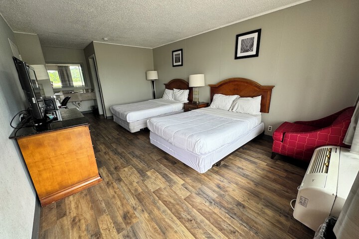Bayou Inn