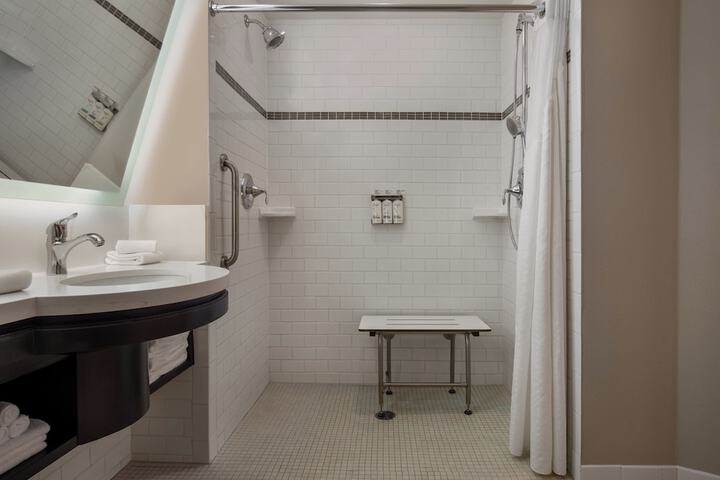 Holiday Inn Hotel & Suites St. Catharines Conference Center by IHG