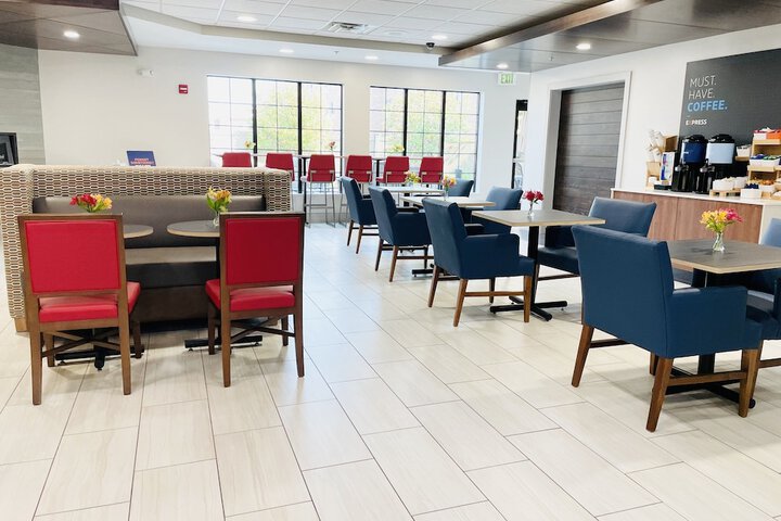 Holiday Inn Express Hotel & Suites Grand Island by IHG