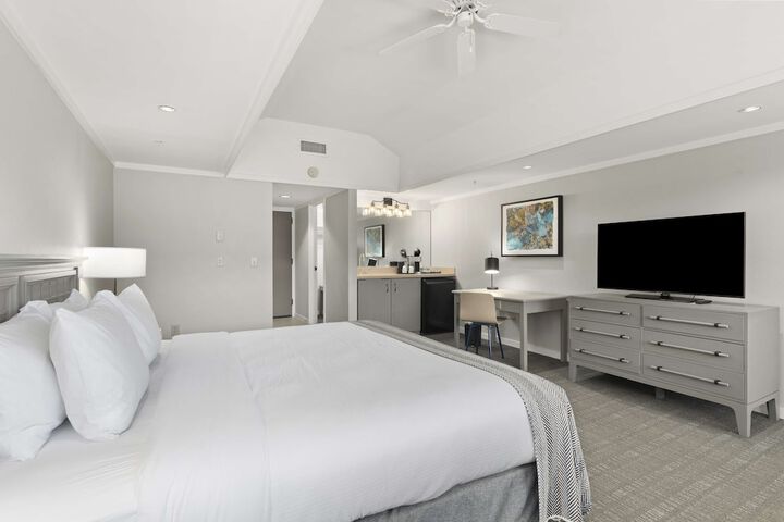 Room 44 of 109