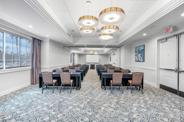 Hilton San Diego / Del Mar