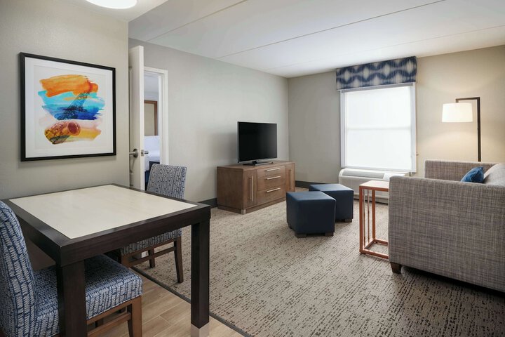 Room 42 of 64