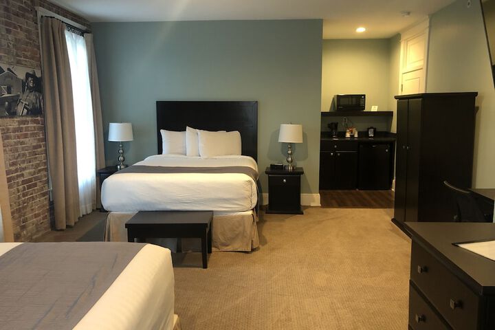 Talbott Inn