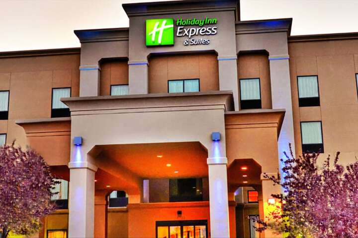 Hotel 10 of 93