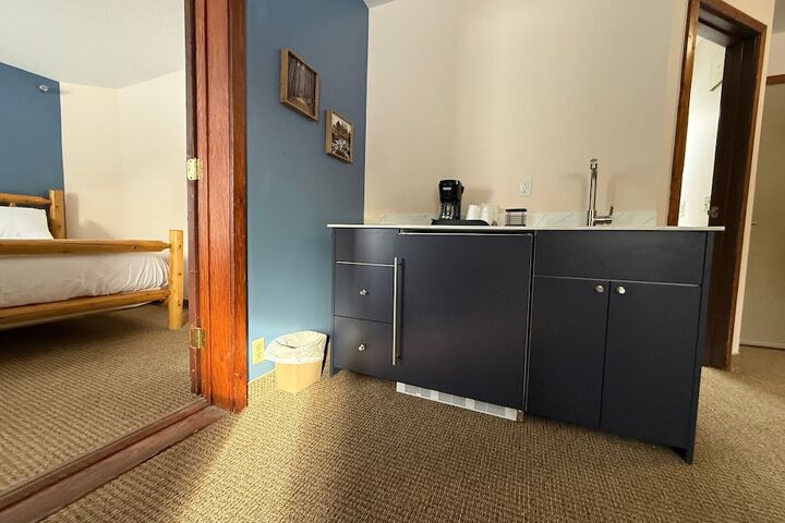 Nisswa Hotel and Suites
