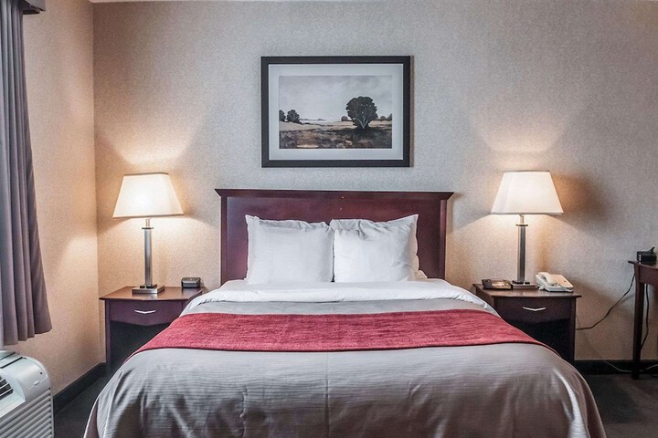 Room 9 of 31