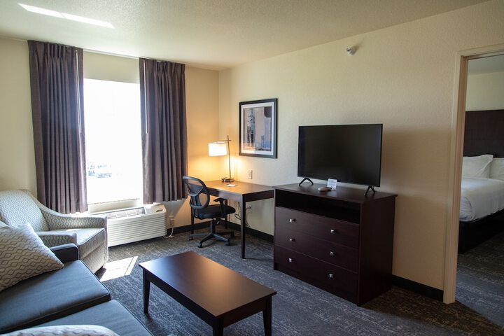 Room 14 of 48