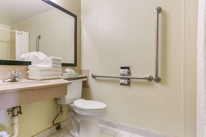 Room 20 of 40
