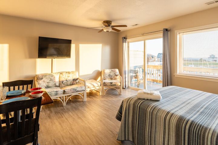 Room 5 of 19