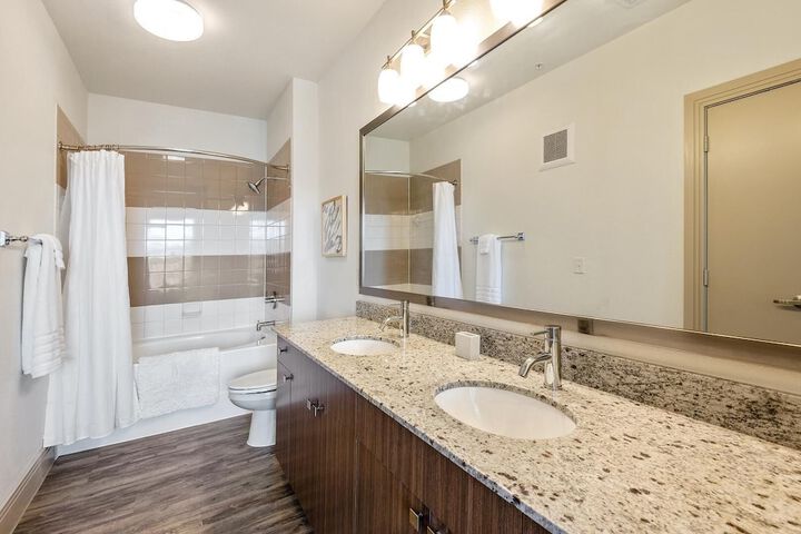 Landing Furnished Apartments - Midlothian