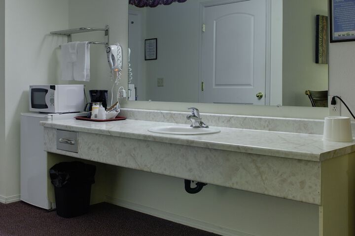 Room 12 of 26